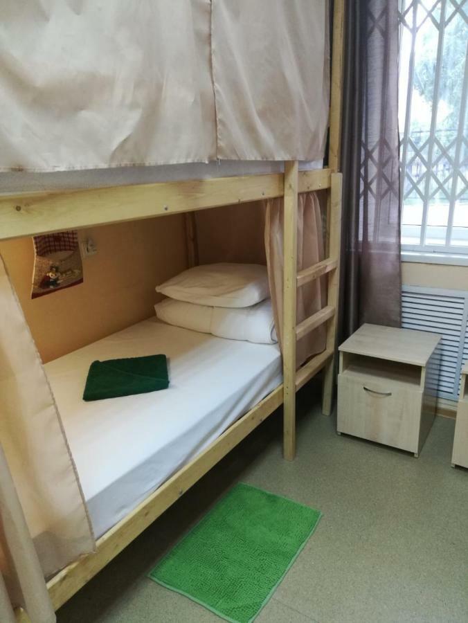 Dachny Hostel На Метро "Заельцовская" Novossibirsk Chambre photo